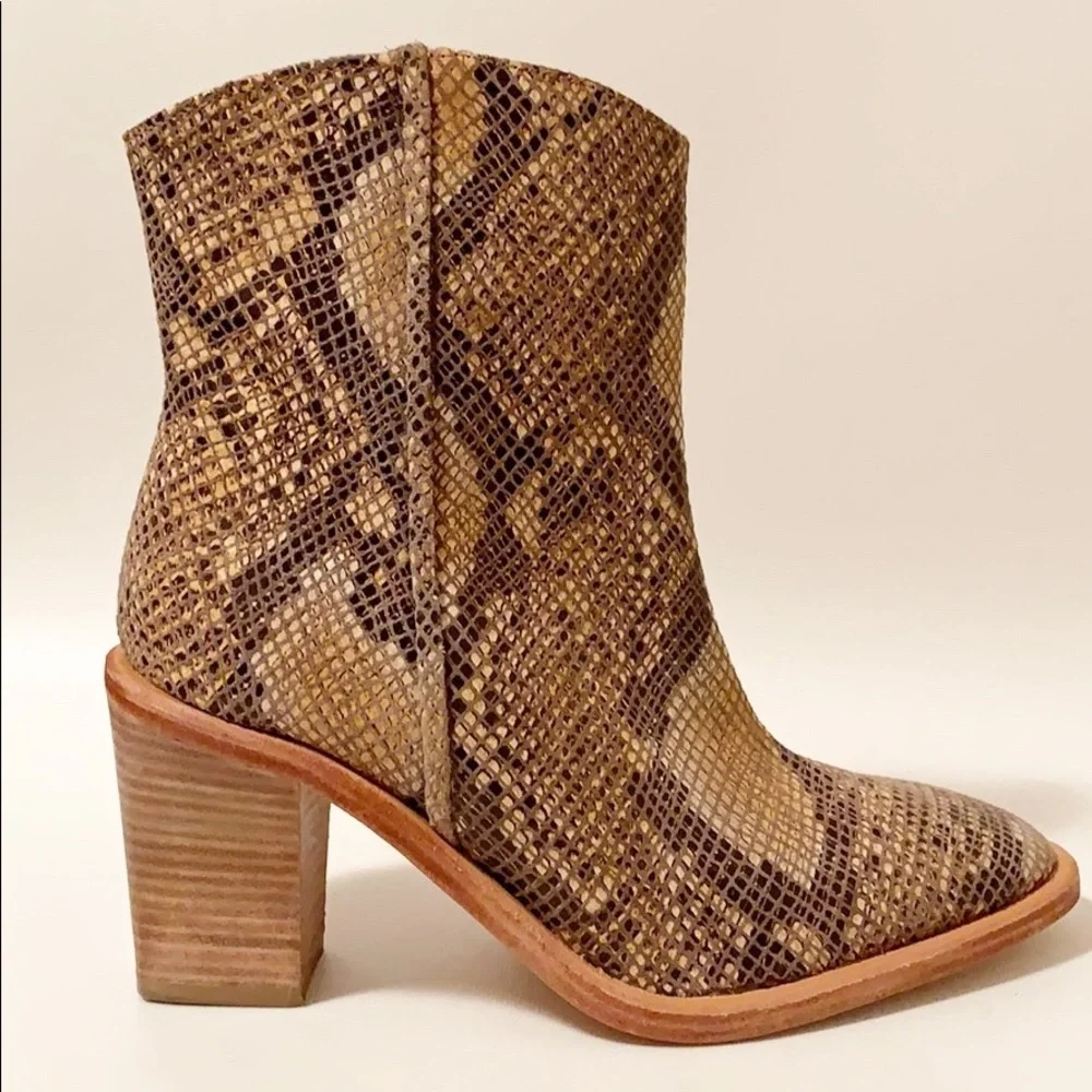 FREE PEOPLE Barclay Leather Snake-Embossed Western Boots 41 (11)